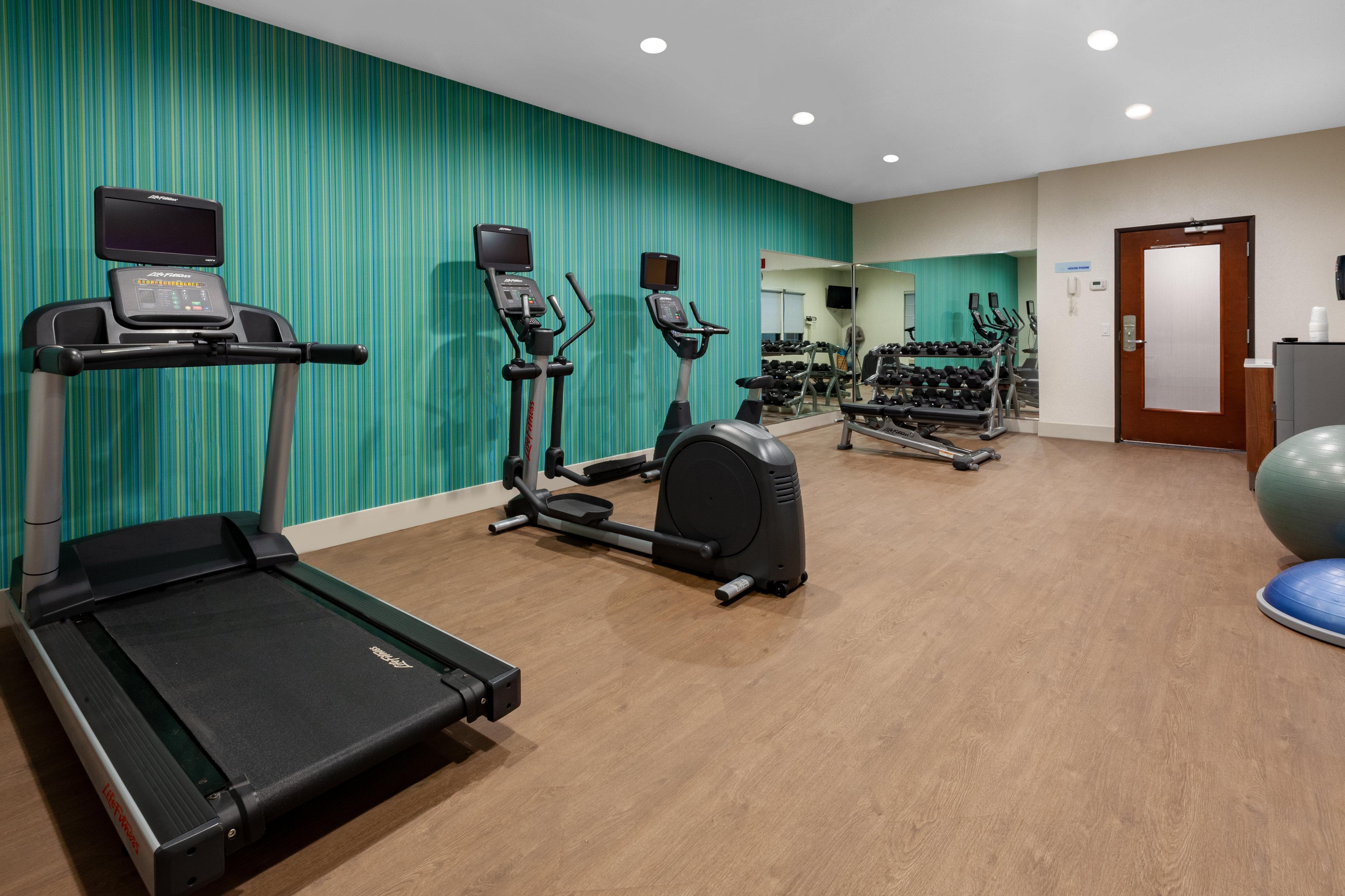Holiday Inn Express Hotel & Suites Woodhaven By Ihg Exterior photo